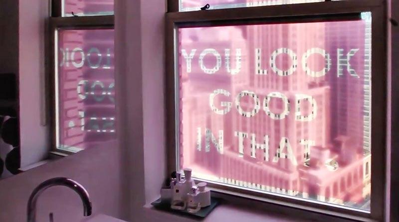 baño decorado con vinilo translúcido