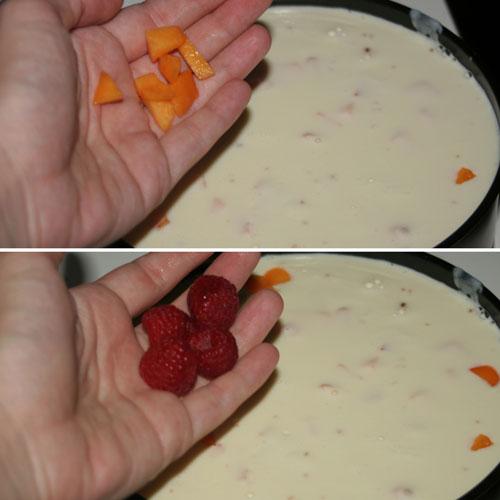 agregar-frutas-a-la-Maxi-Tarta-de-Queso