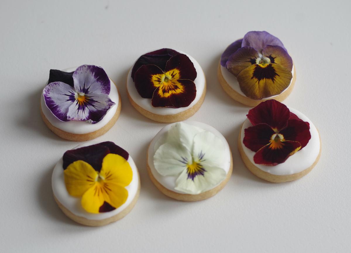 doctorcookies galletas flor comestible edible flower cookies (6).JPG