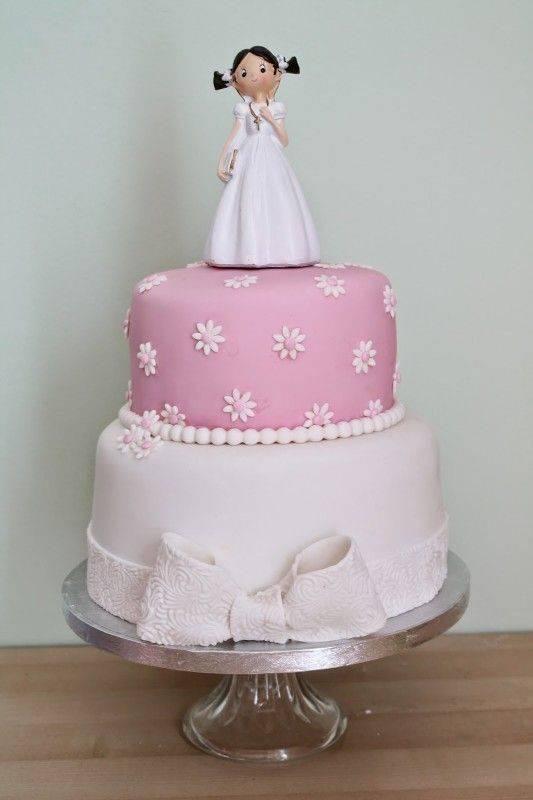 imagenes y fotos de tortas para primera comunion de niña 2