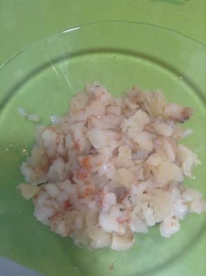 Rape y gambas troceados