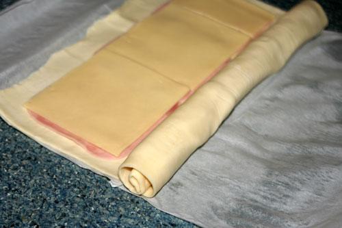 enrollar-la-masa-por-un-lado-hasta-la-mitad