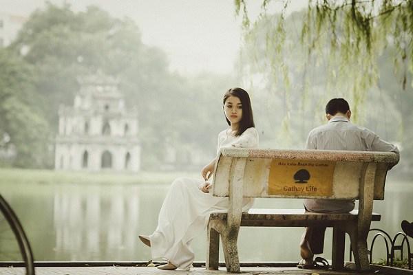 Cómo Reconocer la Depresión de un Amigo