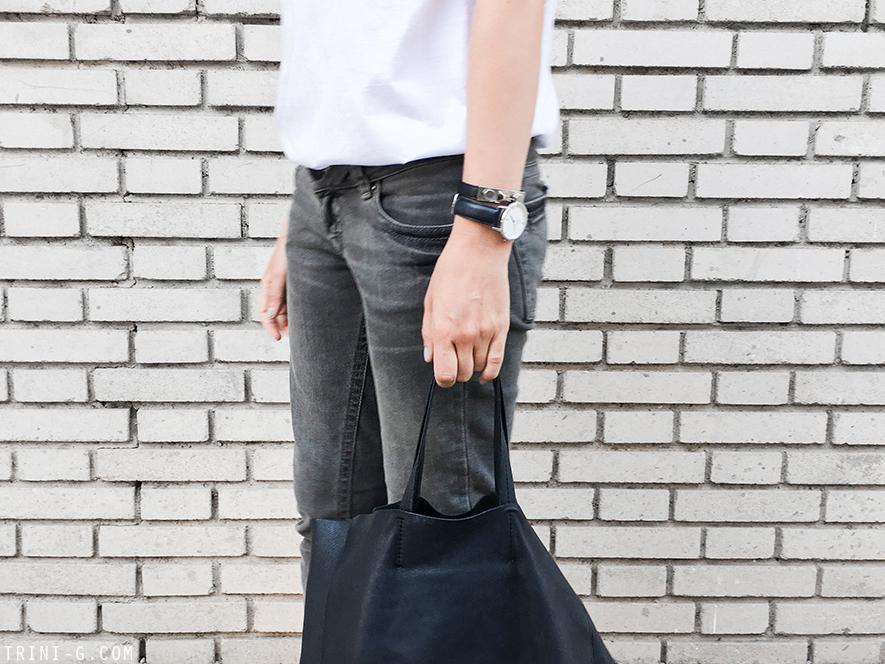 Trini | Nike tshirt Birkenstock sandals