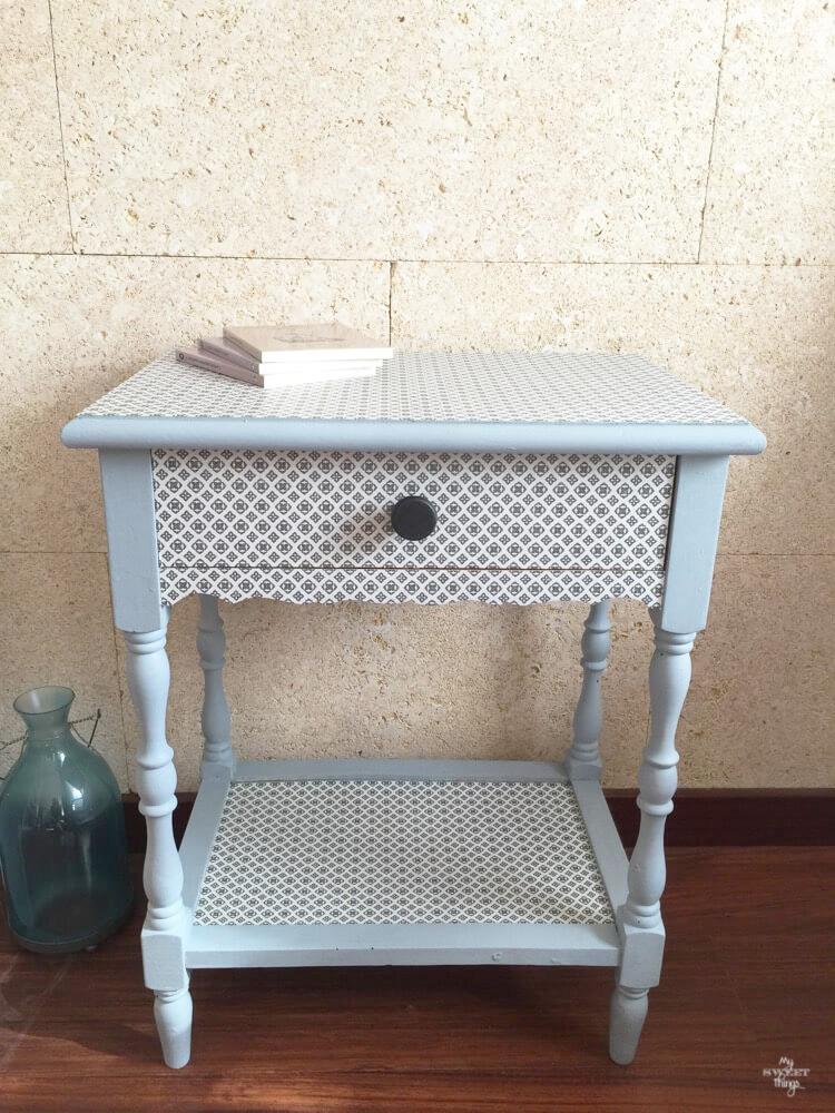 Como transformar mobiliario con decoupage y pintura de leche · Color Slate junto con Snow White milk paint