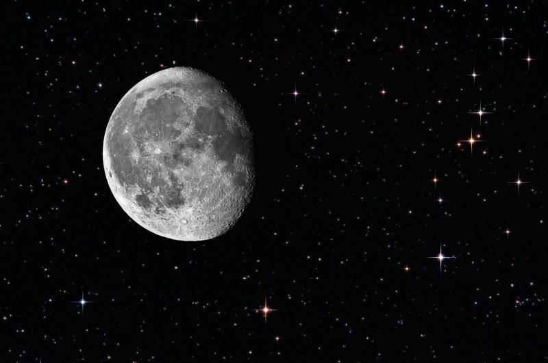 Los 6 objetos más extraños dejados en la Luna.