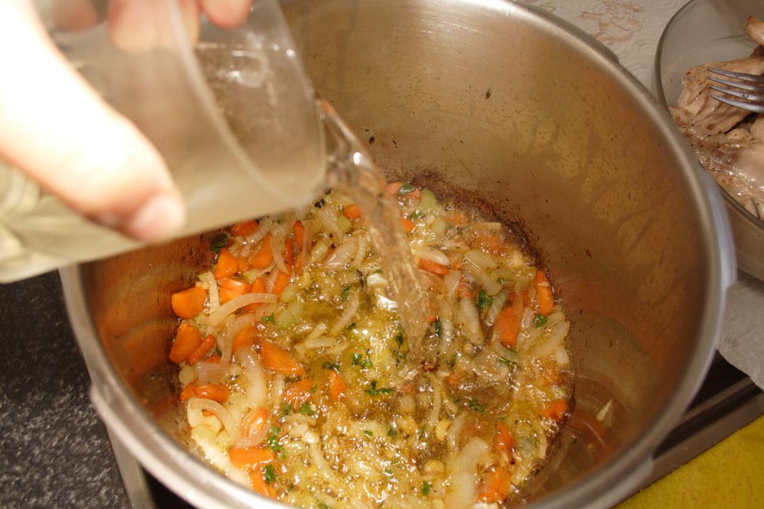 CONEJO GUISADO A LA CAMPESINA 4