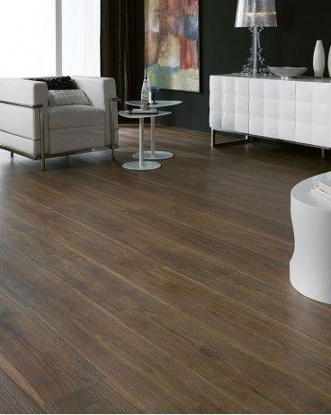 Parquet flotante y suelos laminados. Suelo laminado en tonos oscuros