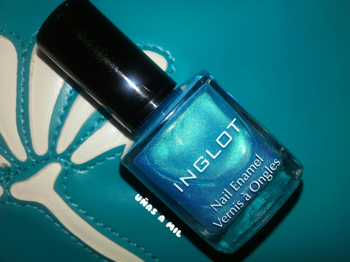 uñas_a_mil_nail_art_diseño_decoracion_uñas_esmalte_inglot_azul_water_decals_flores_nicole_diary (2)