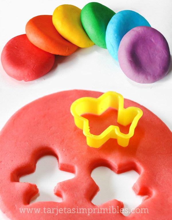 masa-casera-para-modelar-plastilina-play-doth