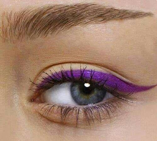 delineador morado