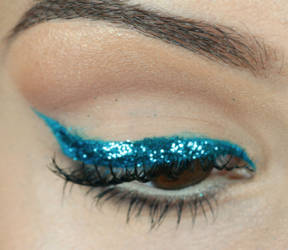 delineador con glitter-0