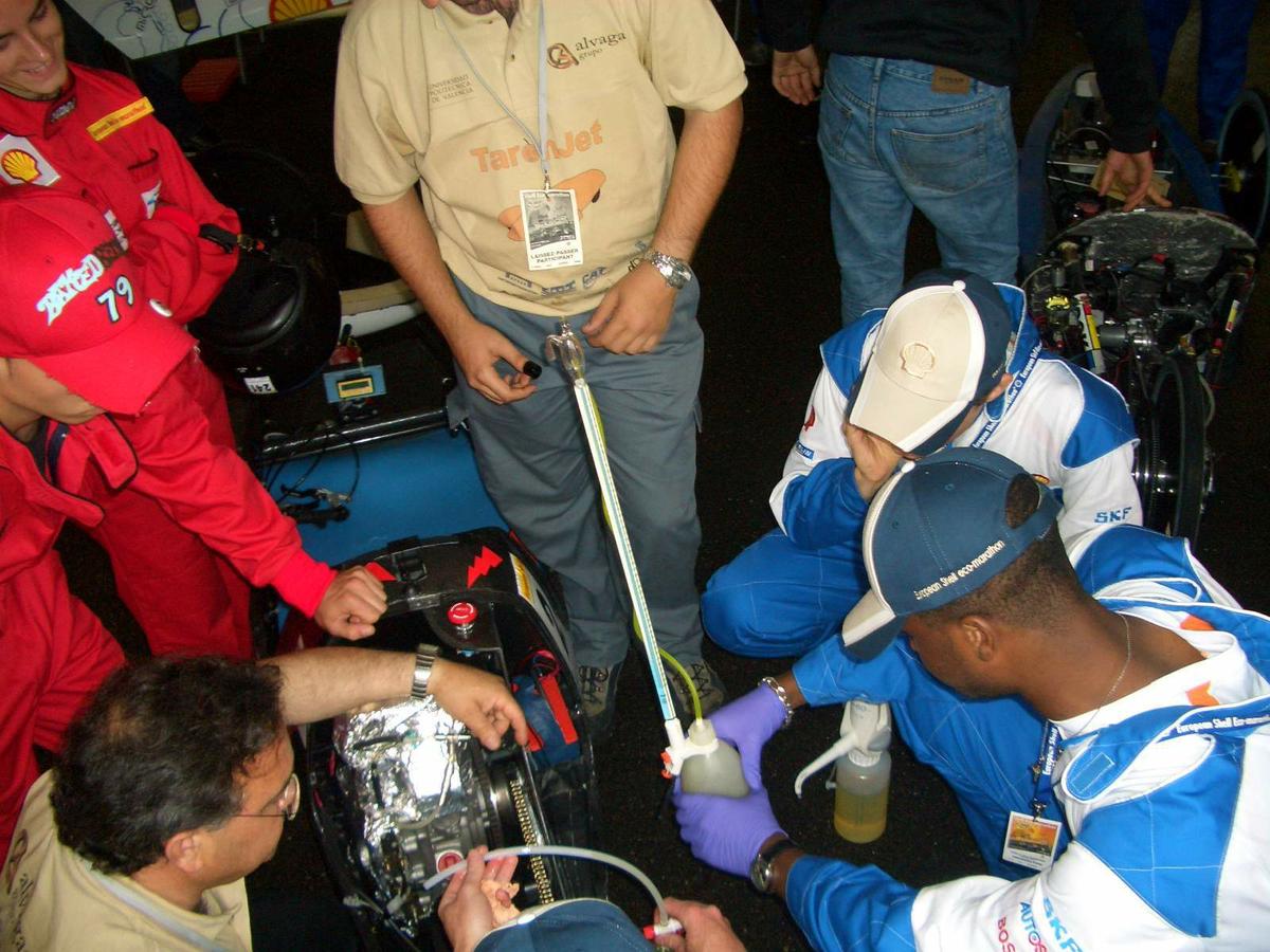 Medición del volumen del sistema de combustible