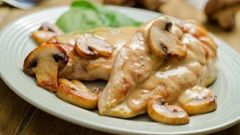 pollo-en-crema-de-champinones.jpg