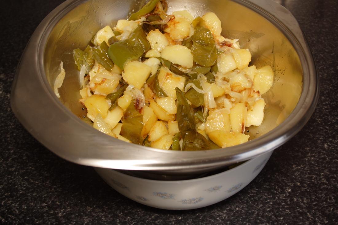 HUEVOS CON PATATAS EL HORNO 3