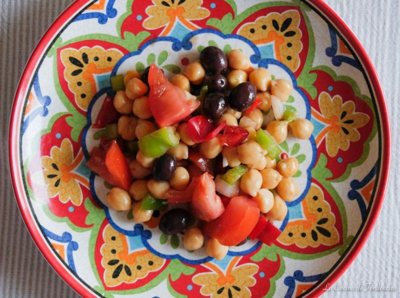 Ensalada fría de garbanzos