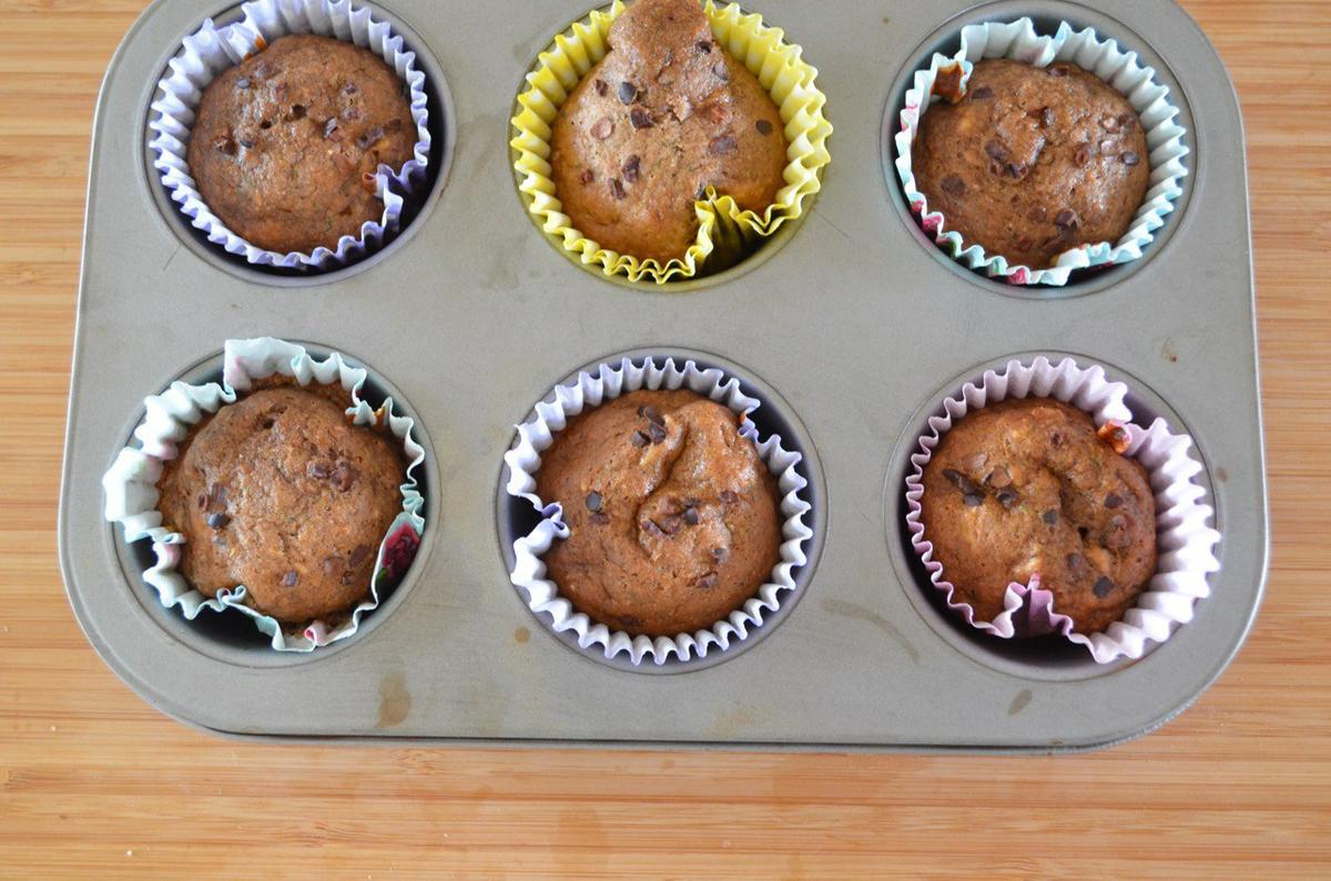 magdalenas de calabacín y chocolate saludables