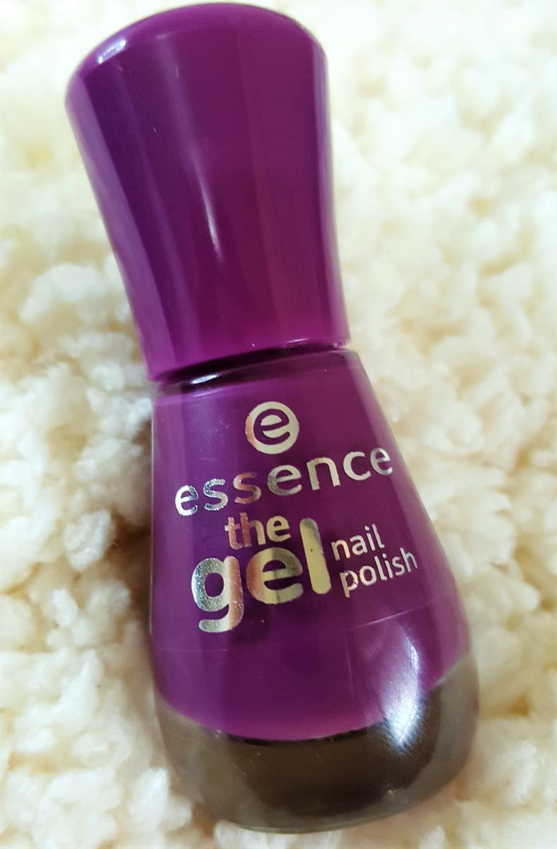 {Review} The Gel Nail Polish Essence Belleza