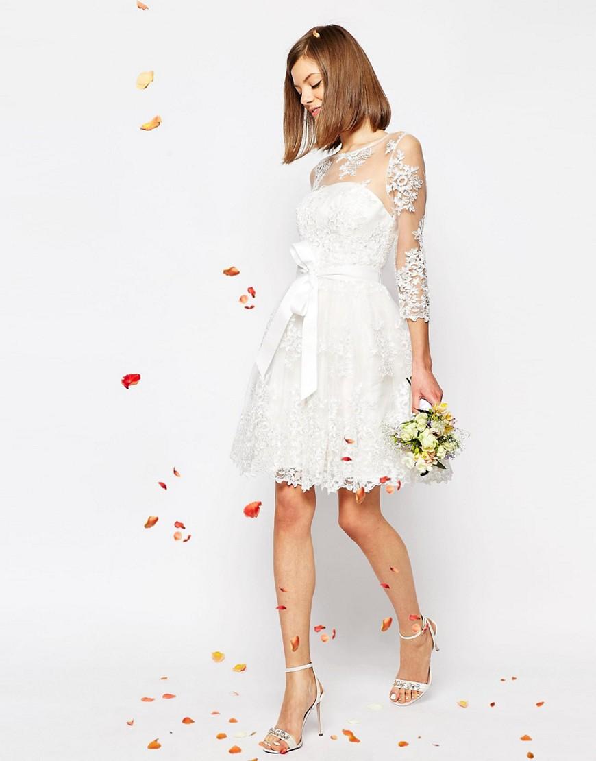 Minivestido de encaje de manga larga de ASOS BRIDAL 186,99 € 4