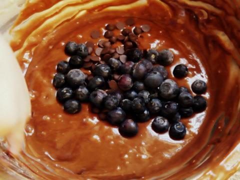 torta de chocolate y arandanos