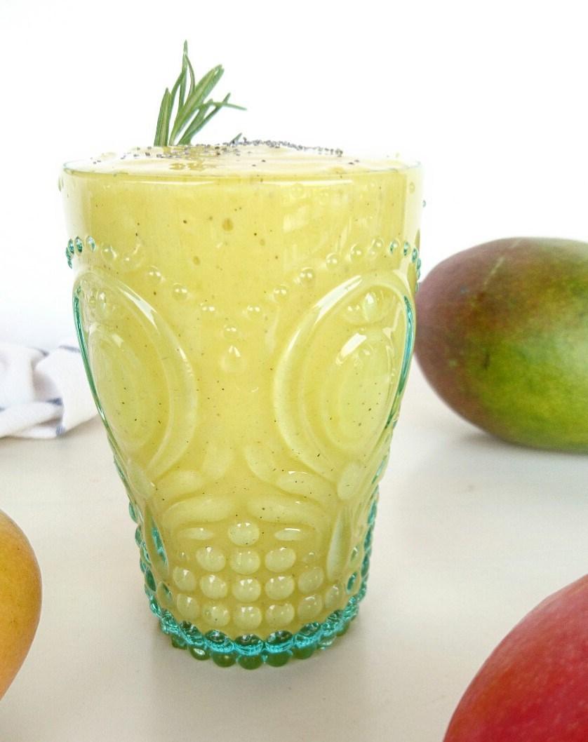 lassi-vegano-de-mango-la-mesa-de-garnacha