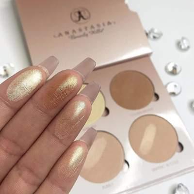 maquillaje iluminadores