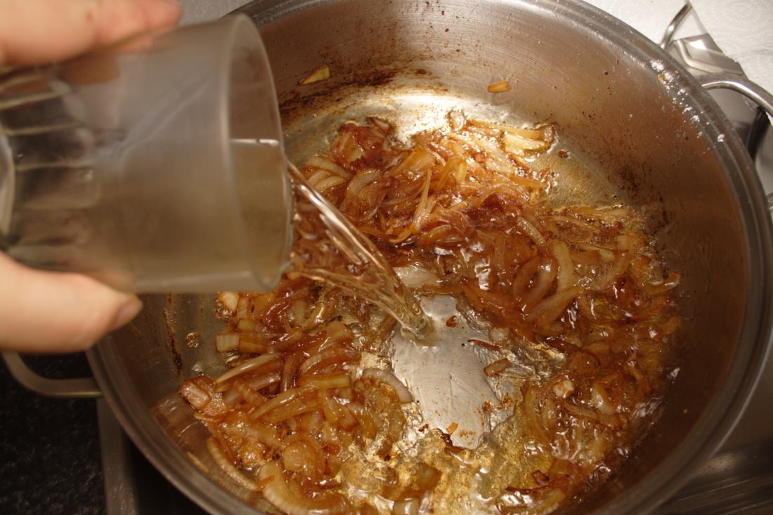 SOLOMILLO EN SALSA CON UVAS PASAS Y MANZANA 5