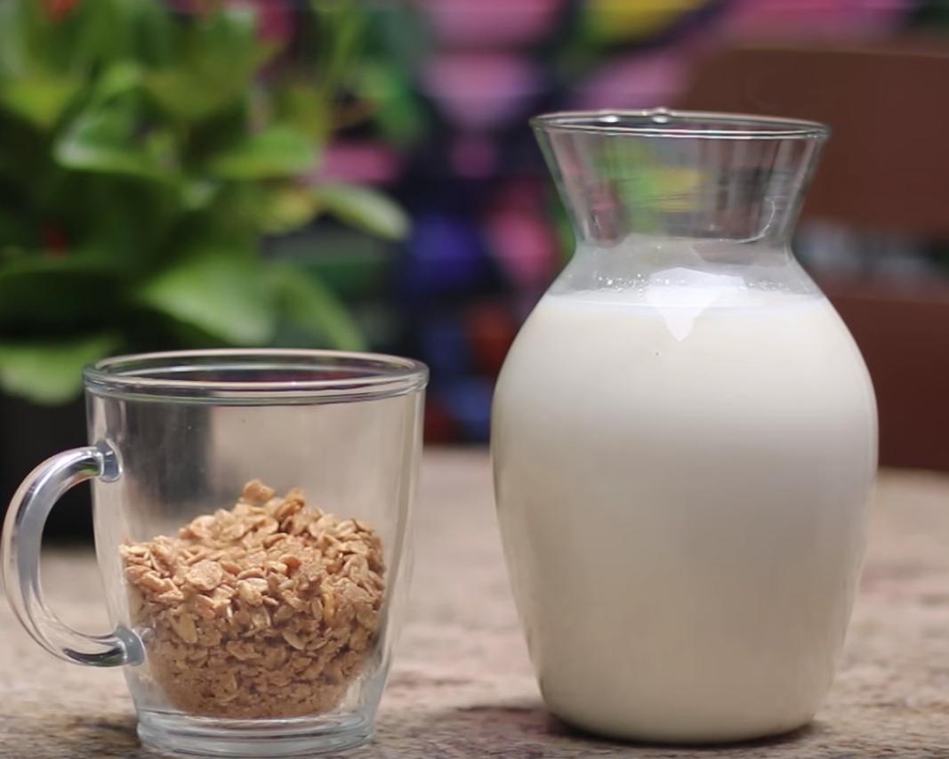 leche de avena, muy saludable y rica