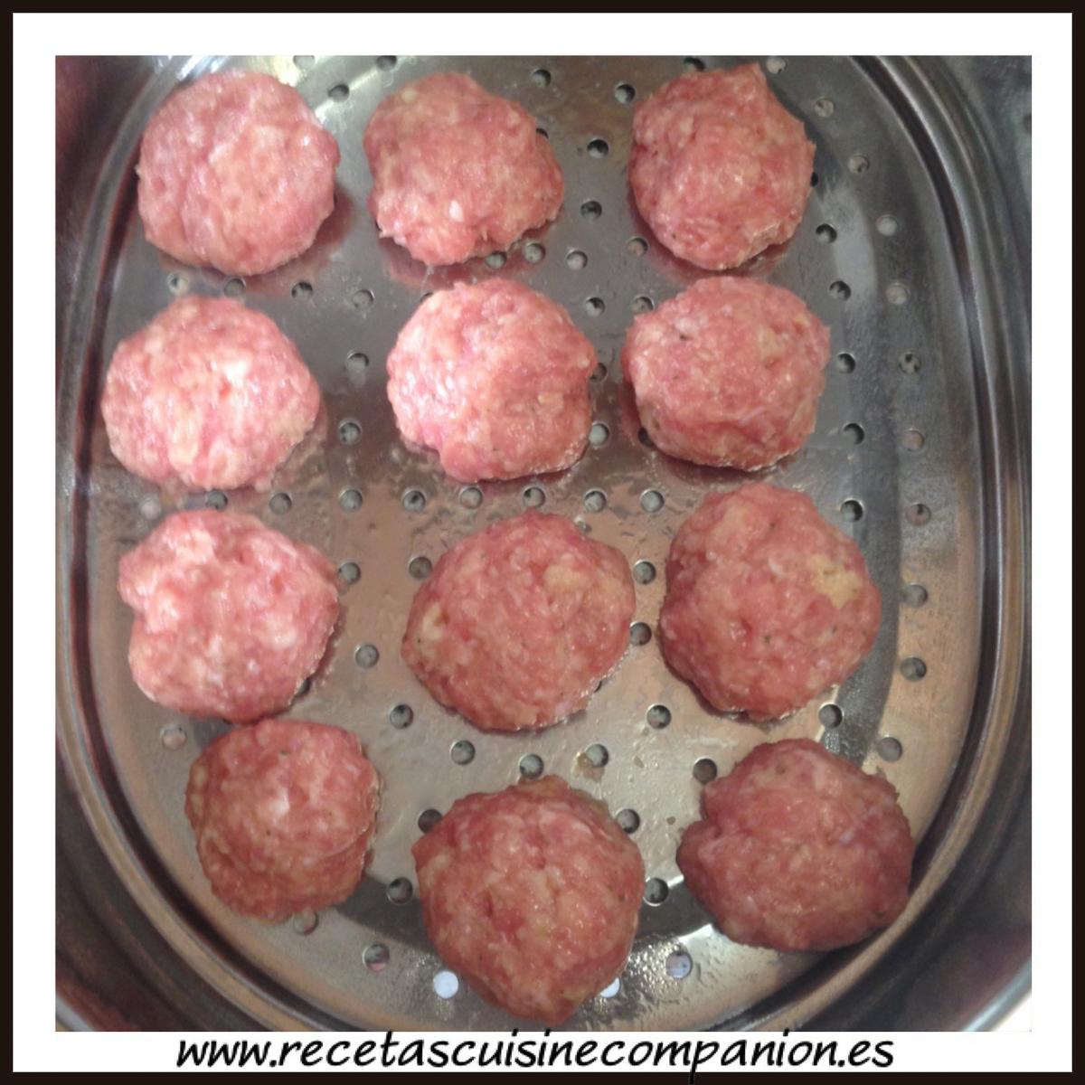 albondigas-vapor-salsa-de-verduras-y-vino