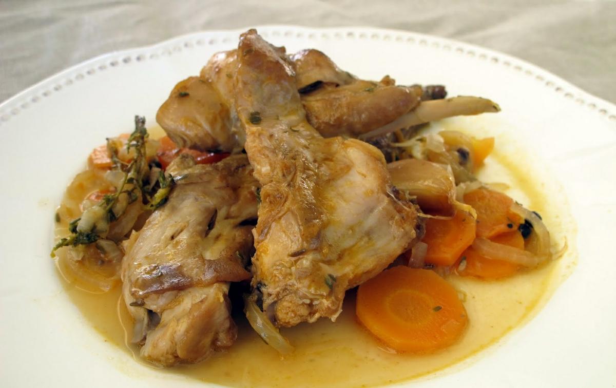 Conejo en escabeche