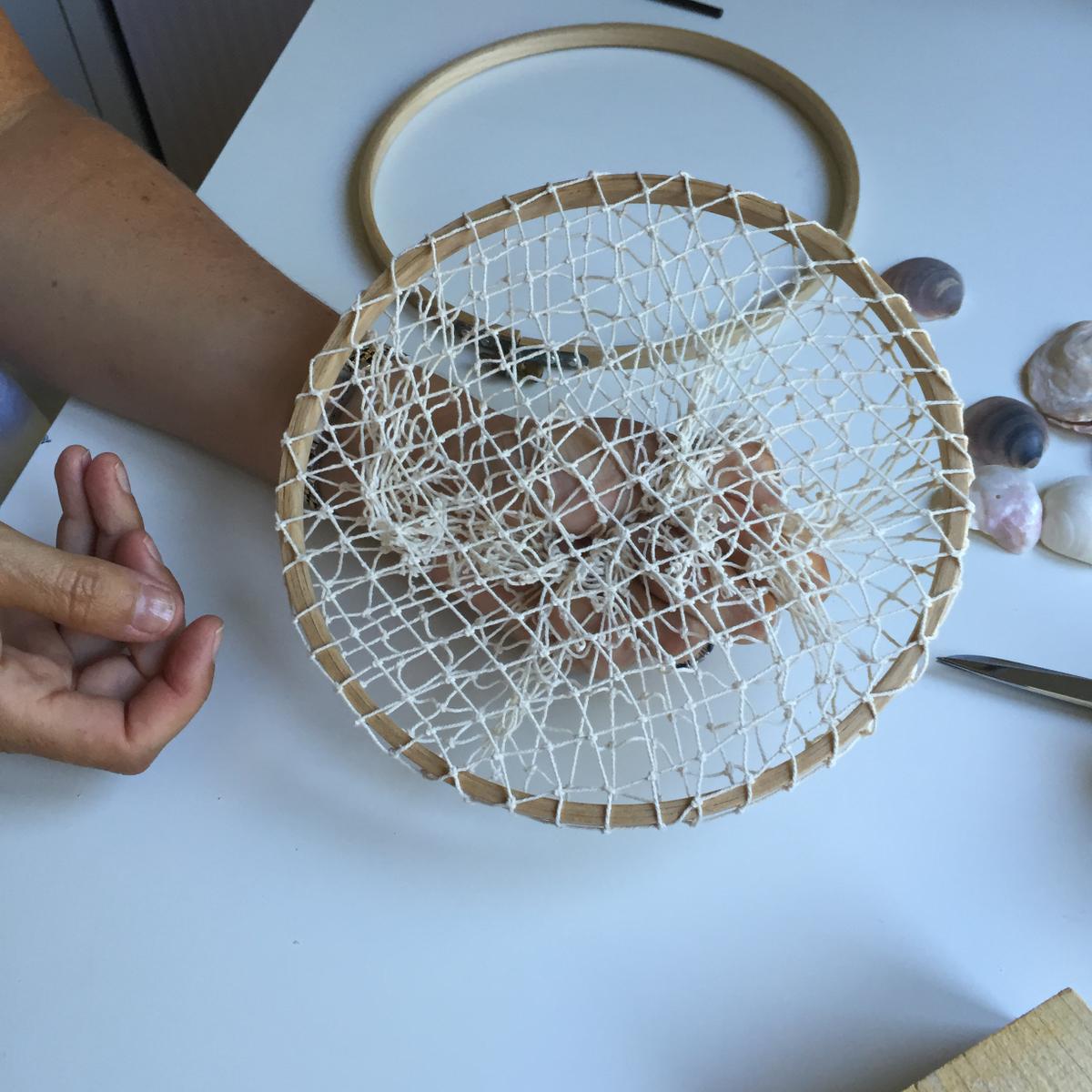 colocamos la red en el bastidor