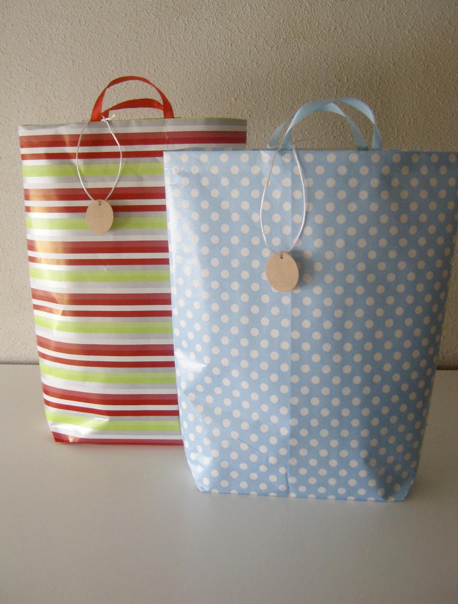 bolsa para regalo de papel