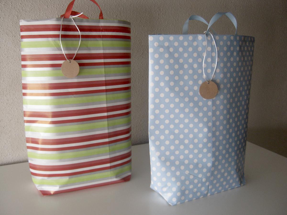 bolsa para regalo de papel