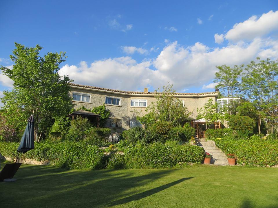 12391898_580910742060940_4320472205287541947_n