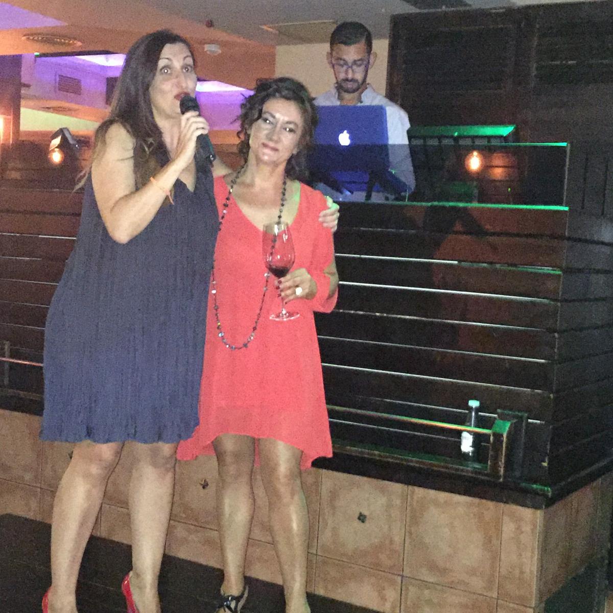 evento presentacion eter fragancias con grupo3