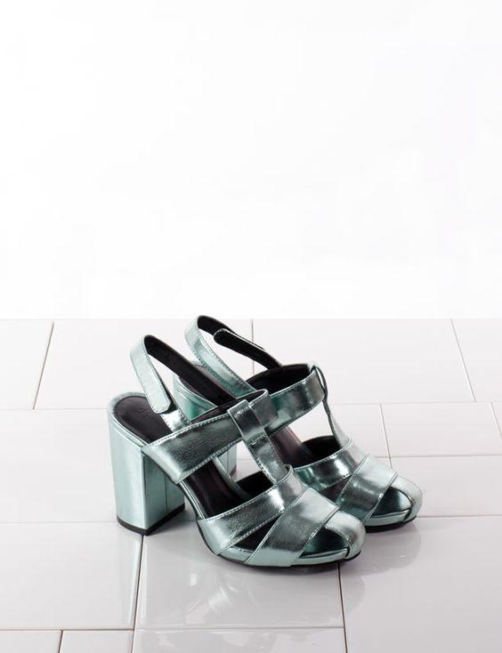 f6beea68002ebd298cb8f0d16a84519e