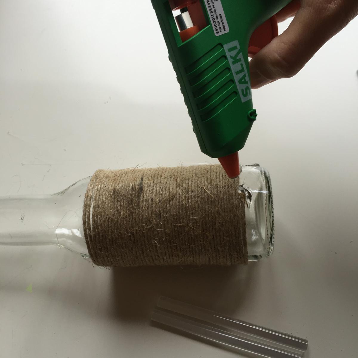 5-botellas-florero-decoradas-con-cuerda-rematamos