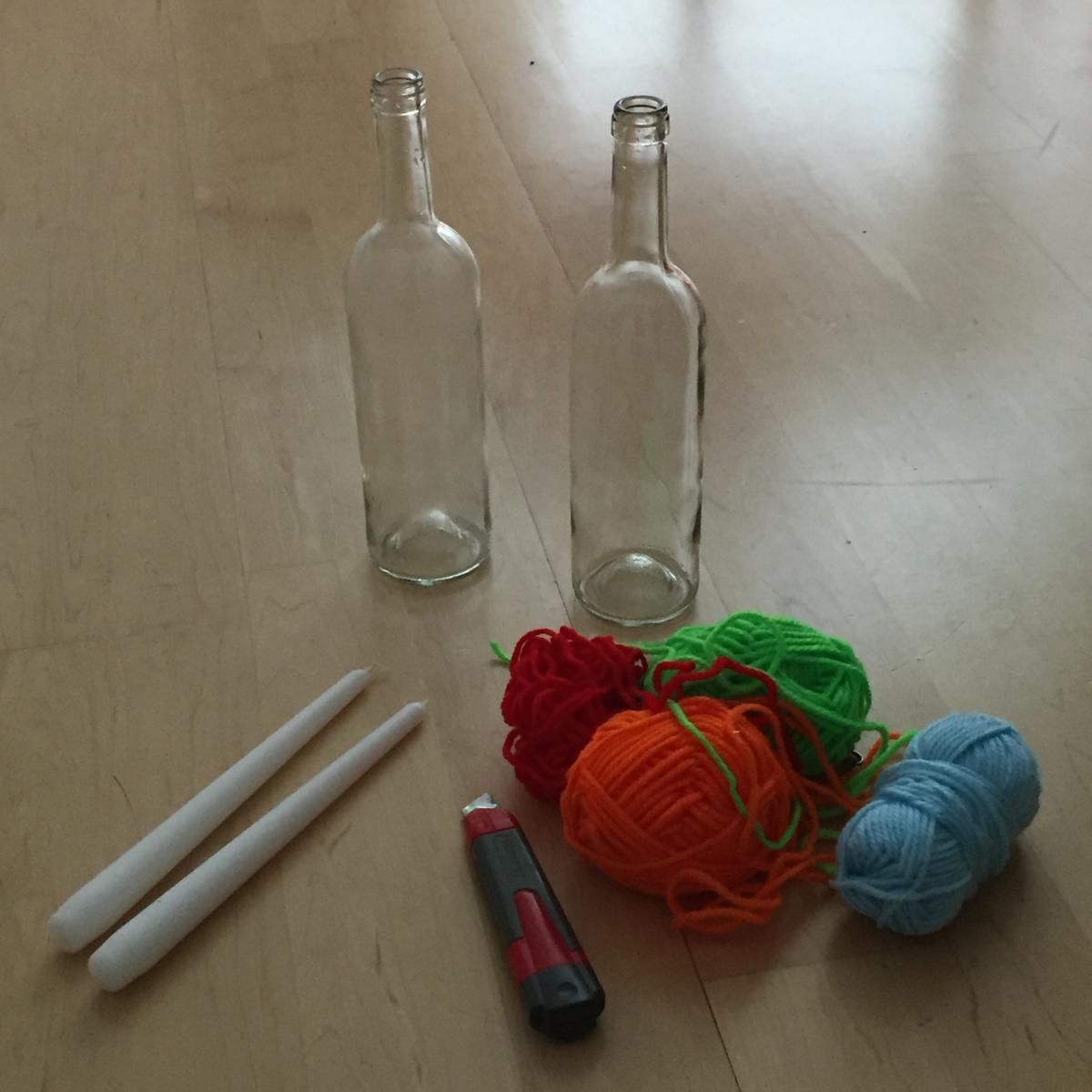 11-botellas-candelabro-decoradas-con-lana-material-necesario