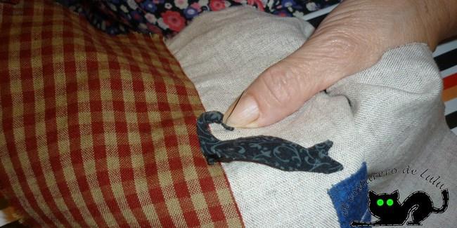 Cosemos el gato con puntada escondida