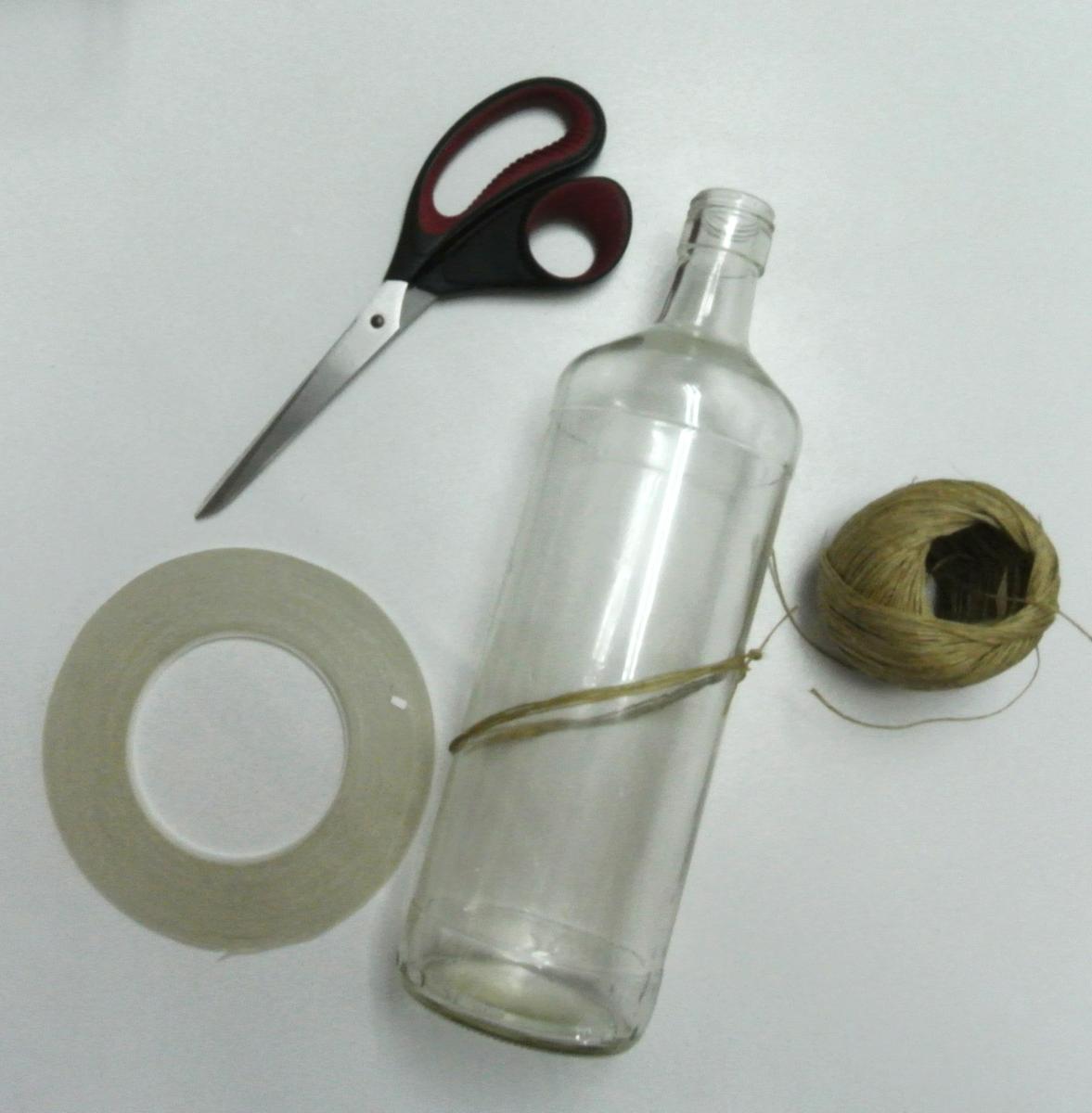 fuente decorativa botella