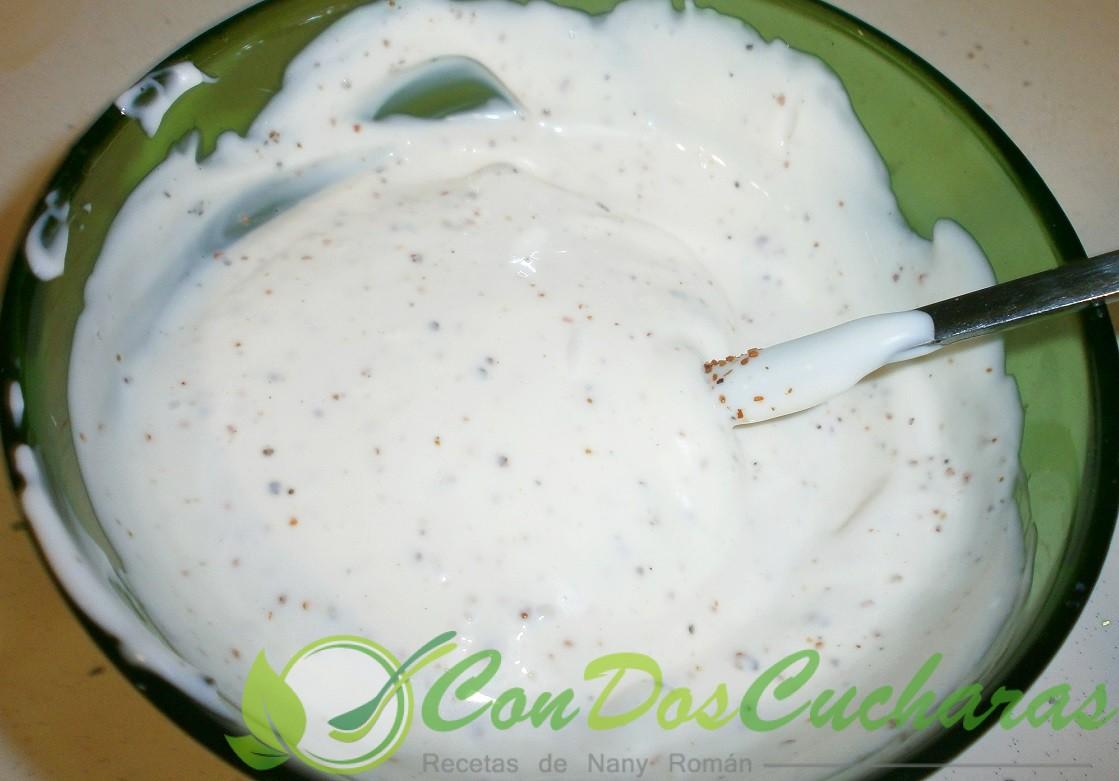 Timbal de ensaladilla con vitelotte y salmón