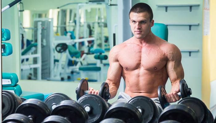 Pesas o cardio para aumentar los músculos. 