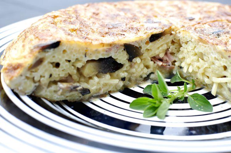 tortilla-de-spaghetti-champinones-jamon-cocido-12