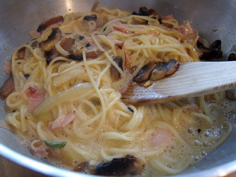 tortilla-de-spaghetti-champinones-jamon-cocido-06