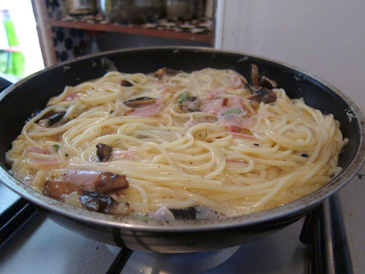 tortilla-de-spaghetti-champinones-jamon-cocido-07