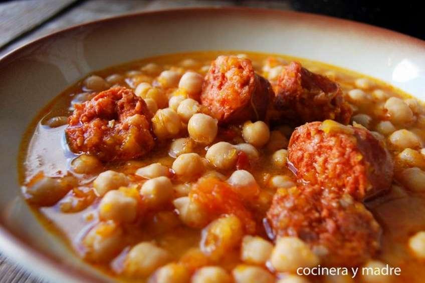 garbanzos-con-chorizo-final.jpg