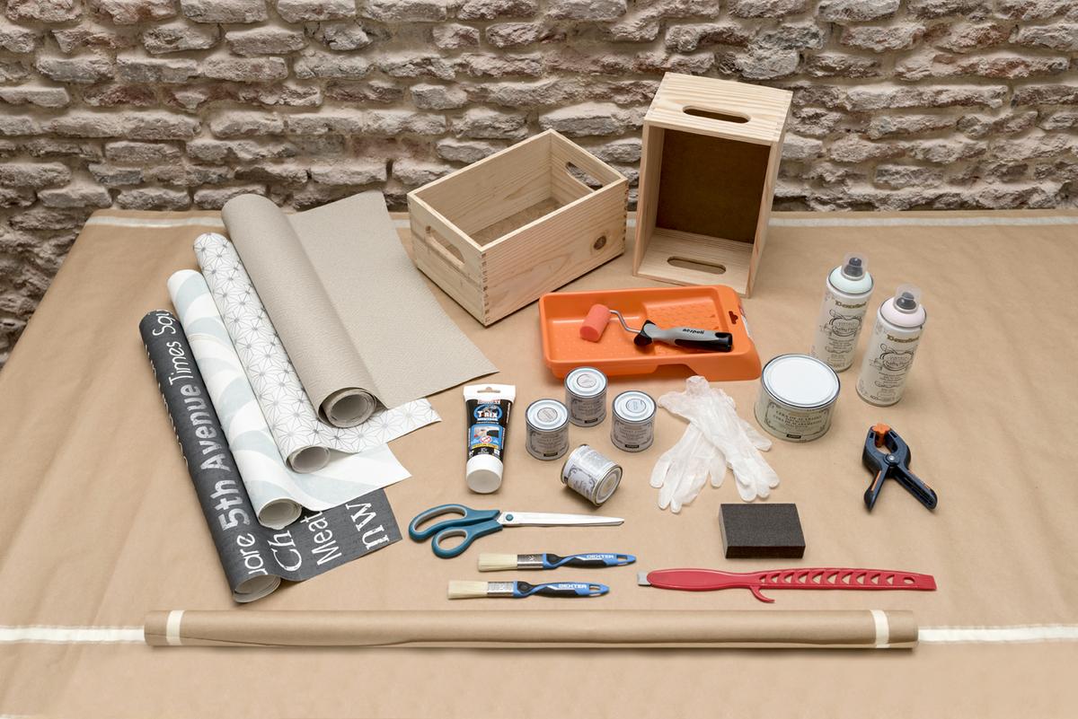 estanterias-con-cajas-de-madera-taller-diy-materiales-cajas-decoradas