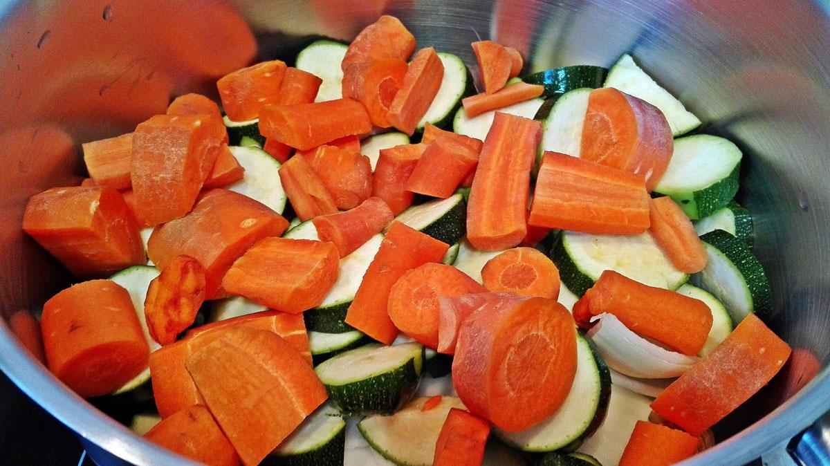 cocinar-verduras-lentejas