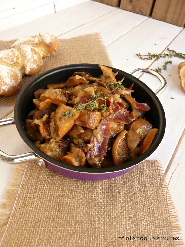 rebollones guisados con jamón y cebolla