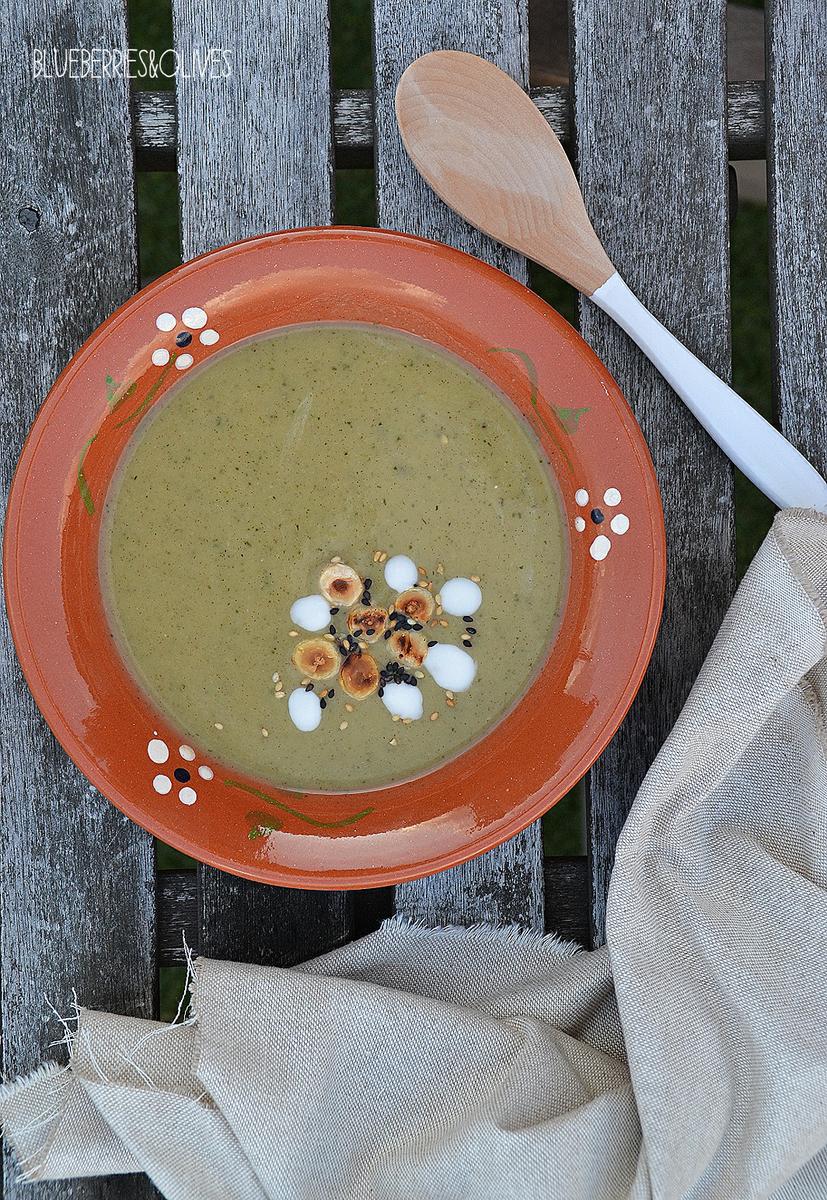 crema-de-calabacin-asado-con-canela-blueberries-and-olives-4